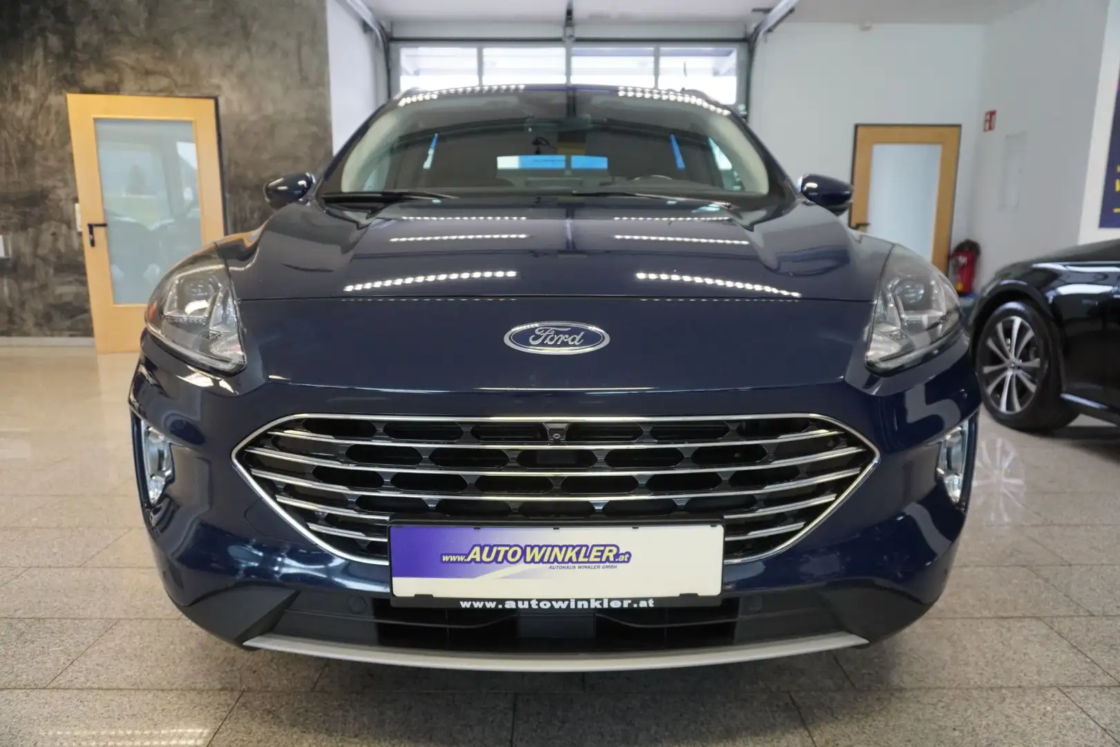 Ford Kuga 1,5 EcoBoost Titanium AHV/SHZ/LED/Nav Blau - 2