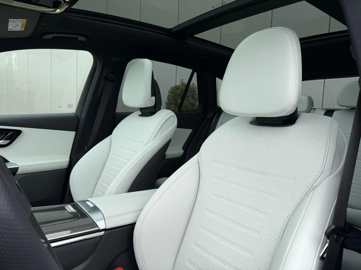 Mercedes-Benz GLC 300 e 4MATIC AMG Line Line Noir - 2