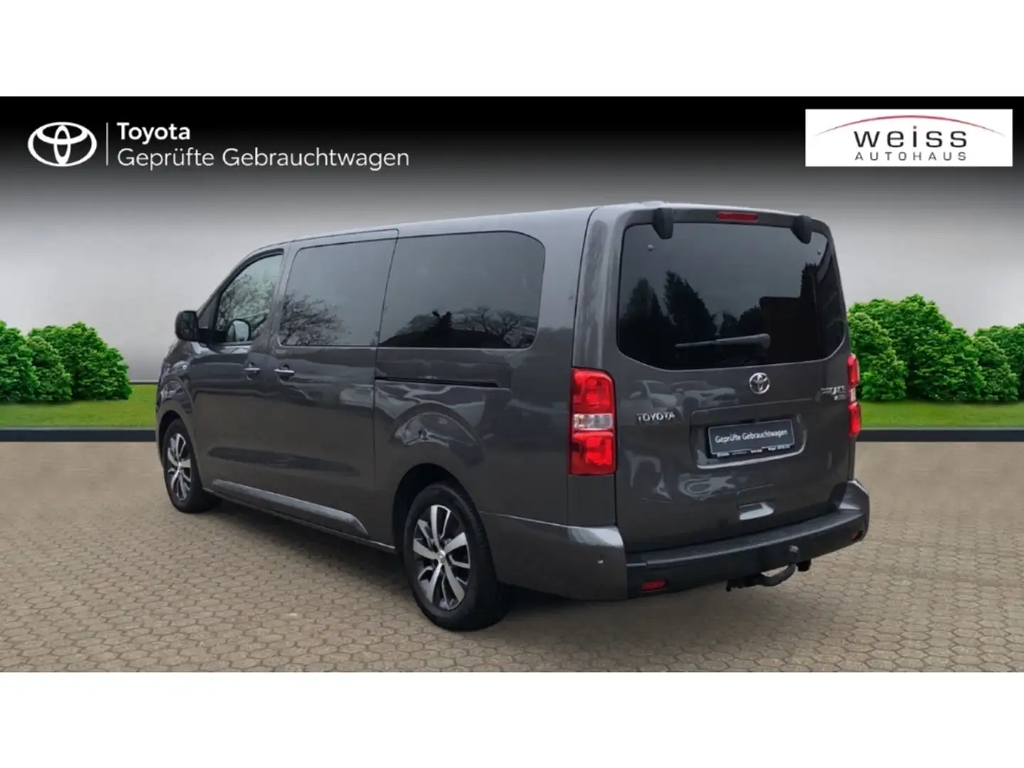 Toyota Proace Verso L2 Team D 2.0  Automatik 8-Sitzer Grau - 2