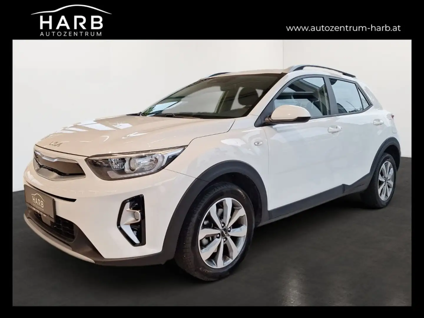 Kia Stonic /SILBER/1.2 DPI/MT5/84 Blanc - 1