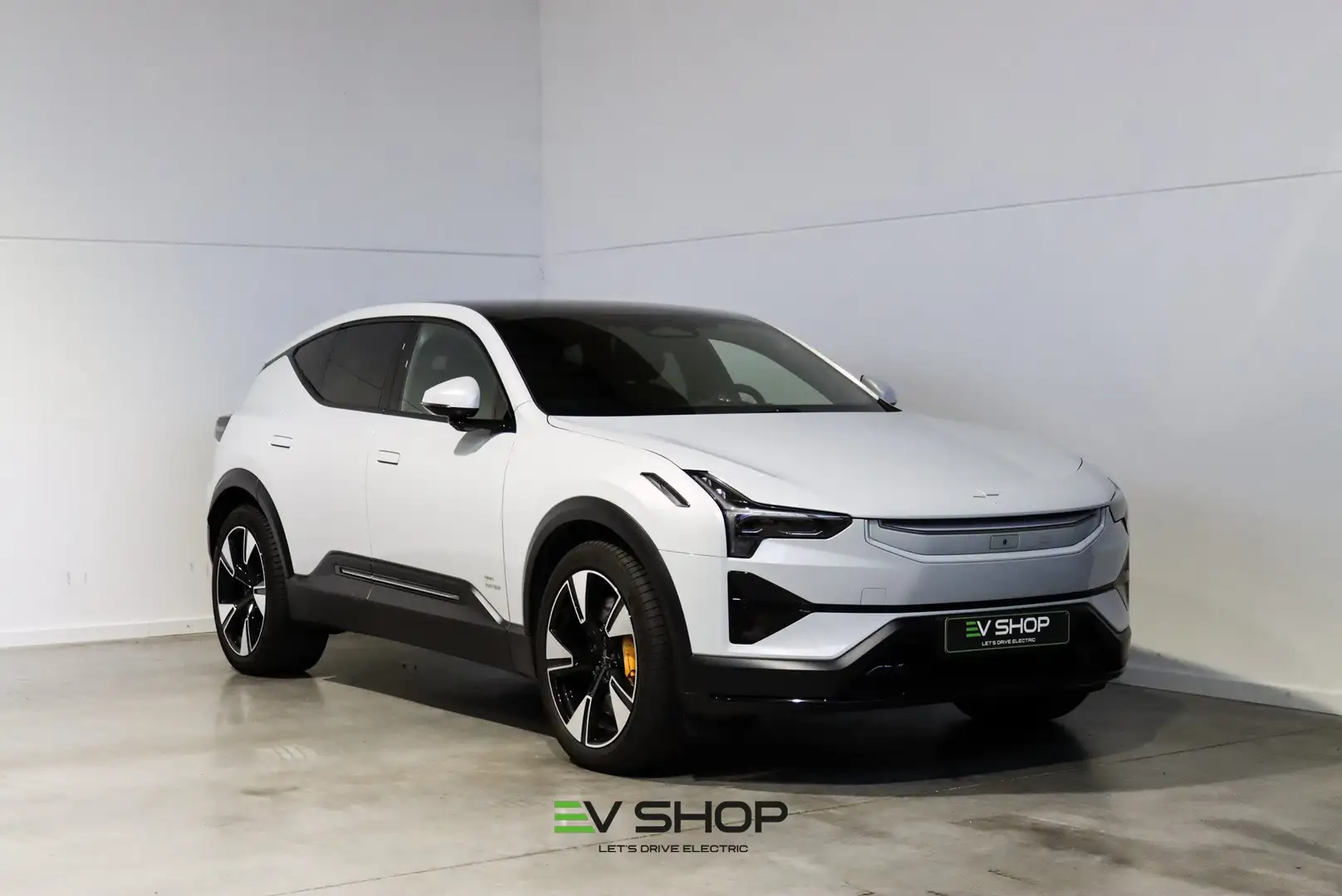 Polestar 3 Long R. Dual motor - Pilot & Plus P.-B&W- 360° Plateado - 1