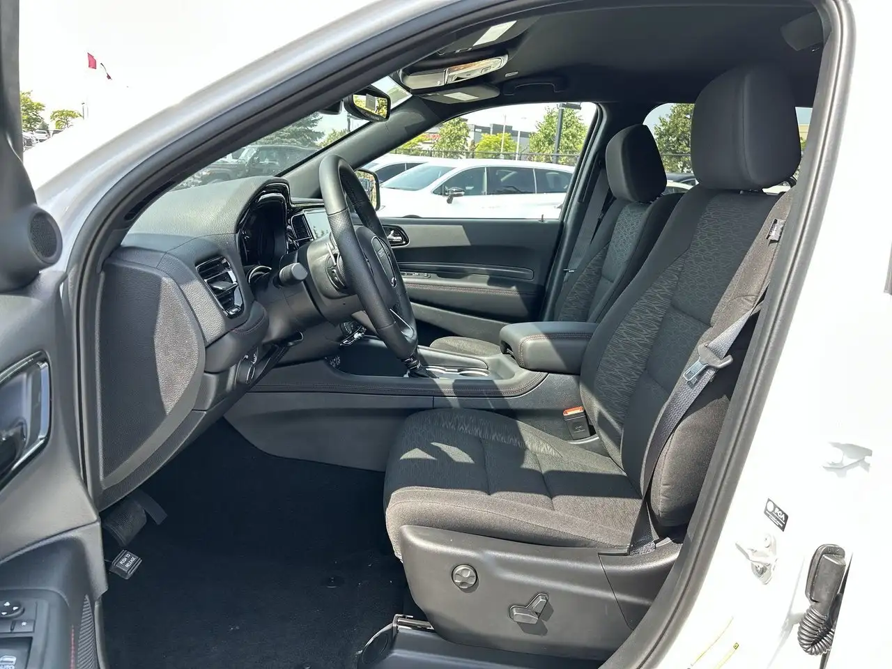 Dodge Durango снимка Dodge Durango