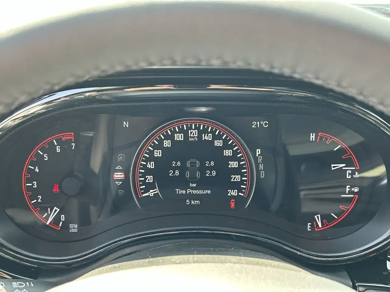 Dodge Durango снимка Dodge Durango