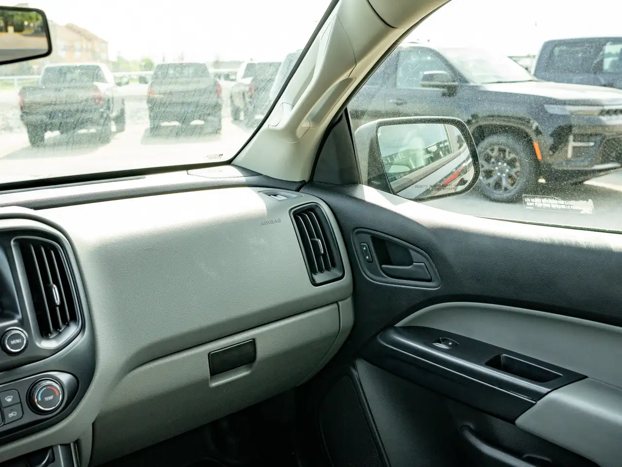 GMC Canyon снимка GMC Canyon