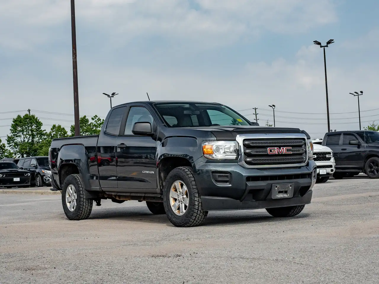 GMC Canyon снимка GMC Canyon