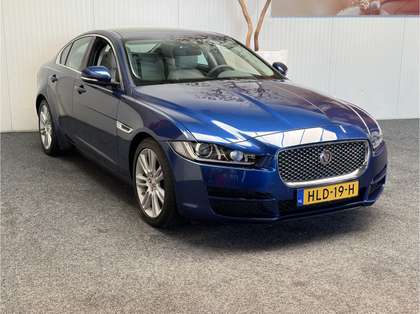 Jaguar XE 2.0 Portfolio LEDER NAVIGATIE CRUISE CONTROL GLAZE