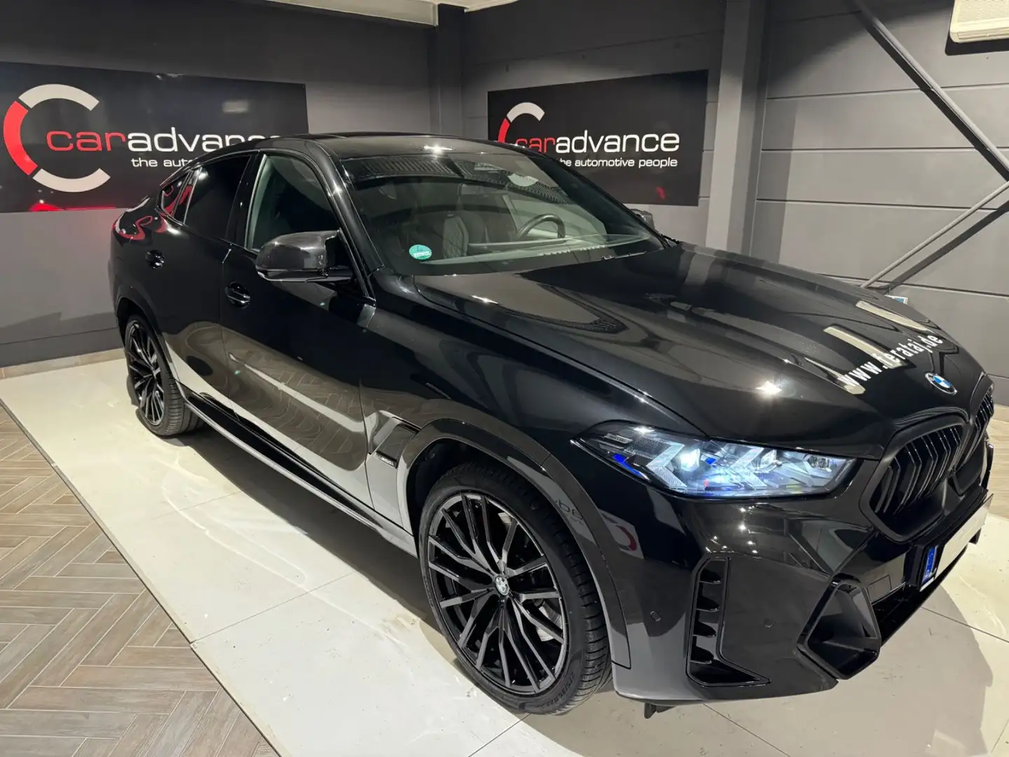 BMW X6 M60 i xDrive Full Option MSitze - 2