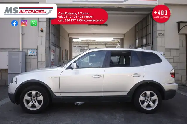 BMW X3 view 4
