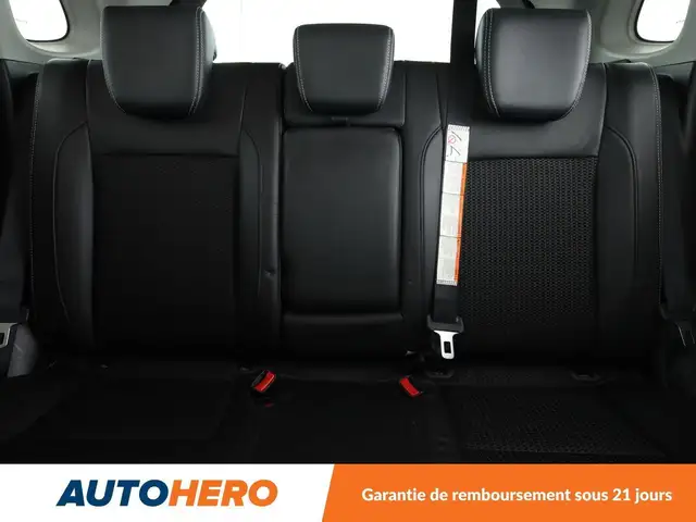 Suzuki S-Cross view 15