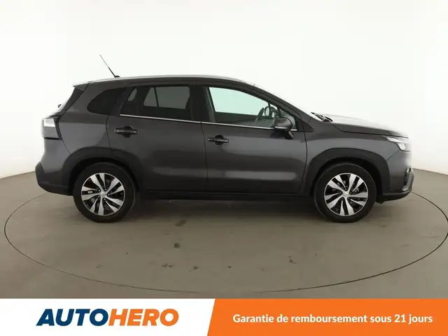 Suzuki S-Cross view 7
