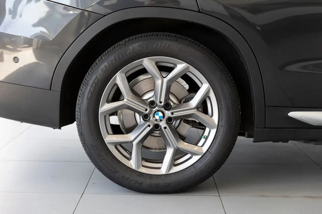 BMW X3 photo BMW X3