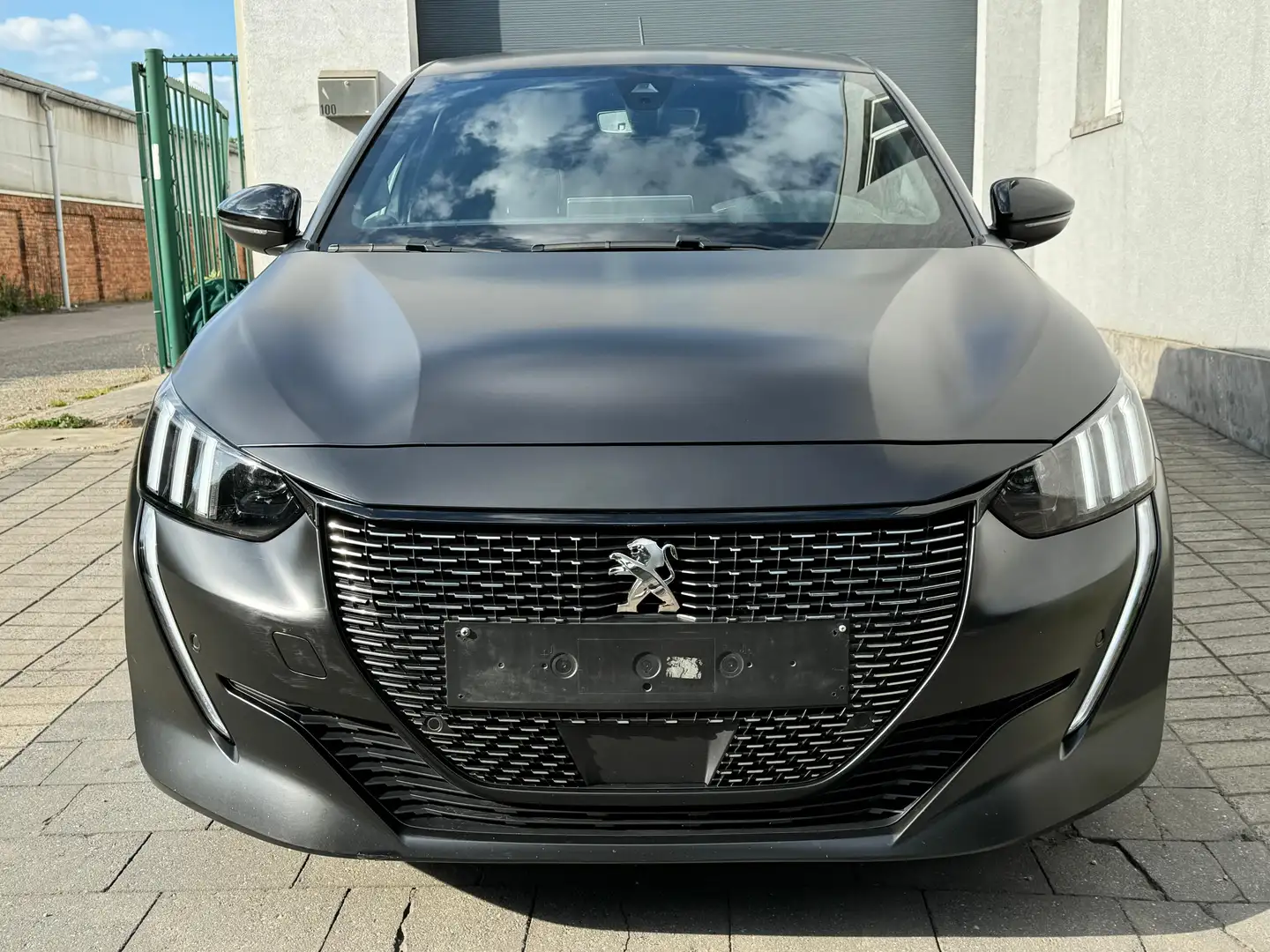 Peugeot 208 1.2i PureTech GT EDITION AUTOMAAT 2021 38000 KM Gris - 2