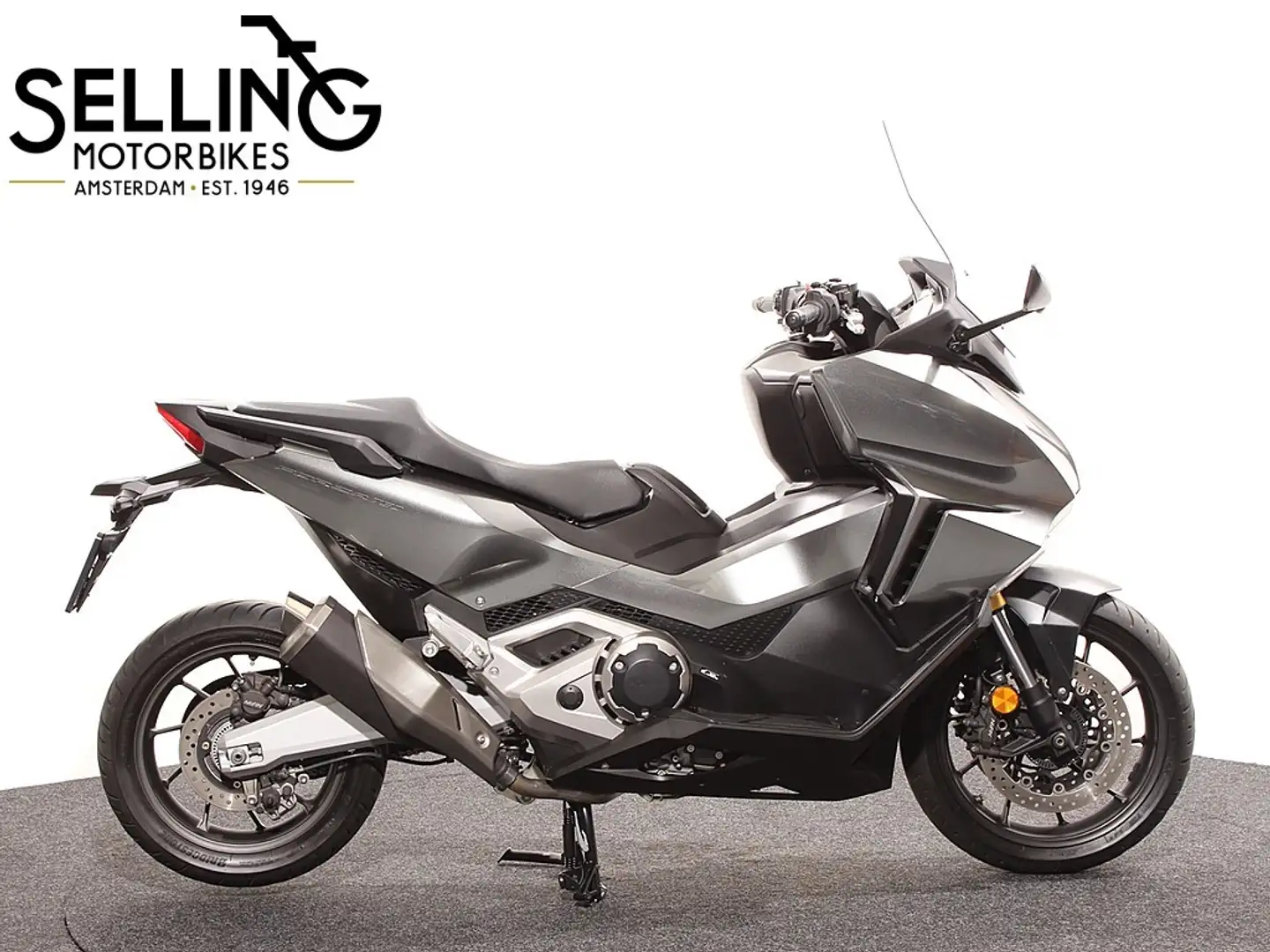 Honda Forza 750 NSS Grijs - 1