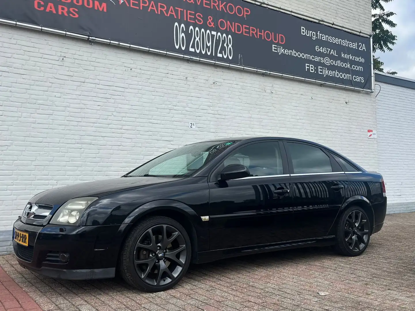 Opel Vectra 3.2 V6 Elegance Zwart - 1