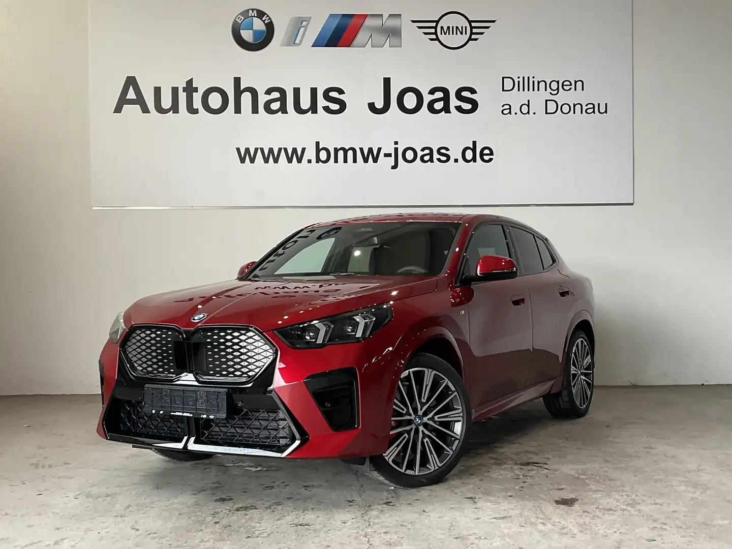 BMW iX2 20" LMR, Komfortzugang, AHK M Sportpaket Rojo - 1