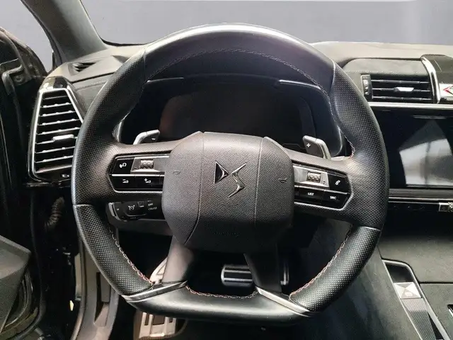 DS Automobiles DS 7 Crossback view 12