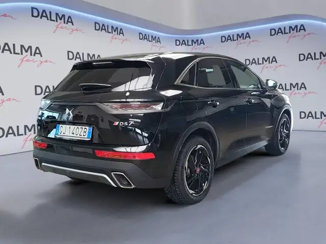 DS Automobiles DS 7 Crossback view 5