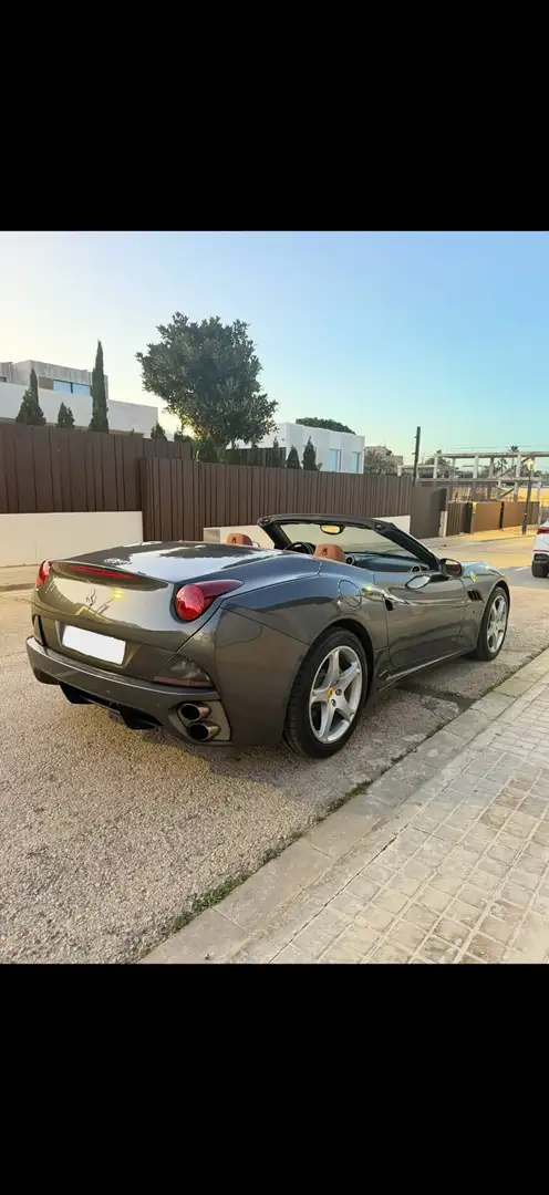 Ferrari California Gri - 1