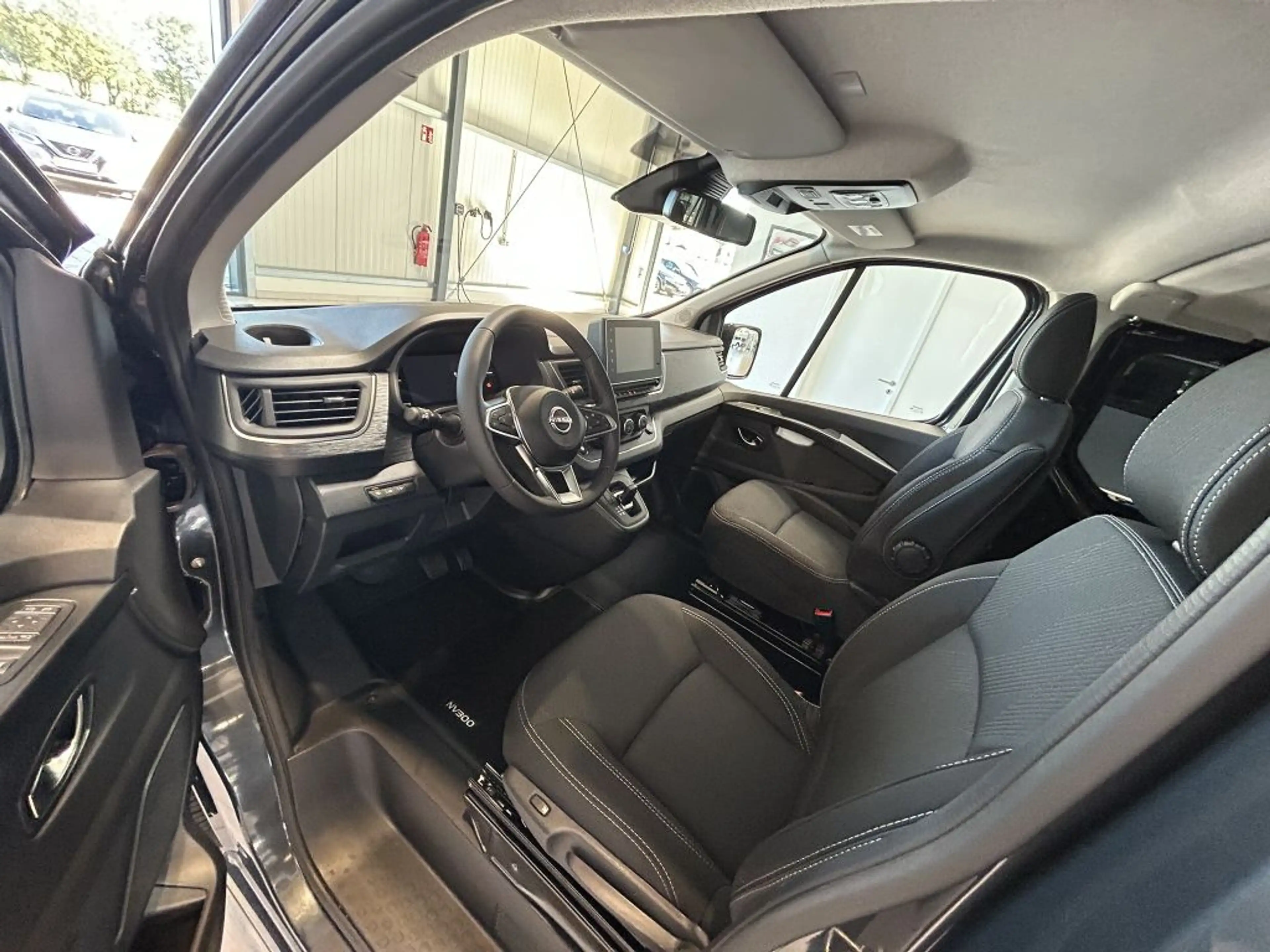 Nissan Primastar L1H1 2,8 dCi 170 (9-Si.) 9AT Tekna — photo 10