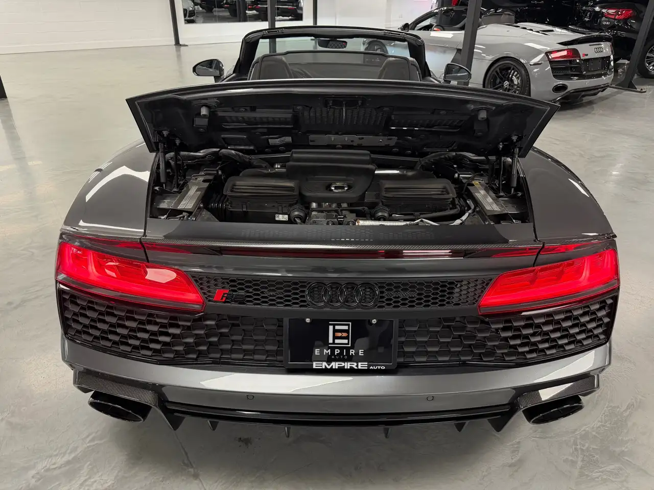 Audi R8 снимка Audi R8