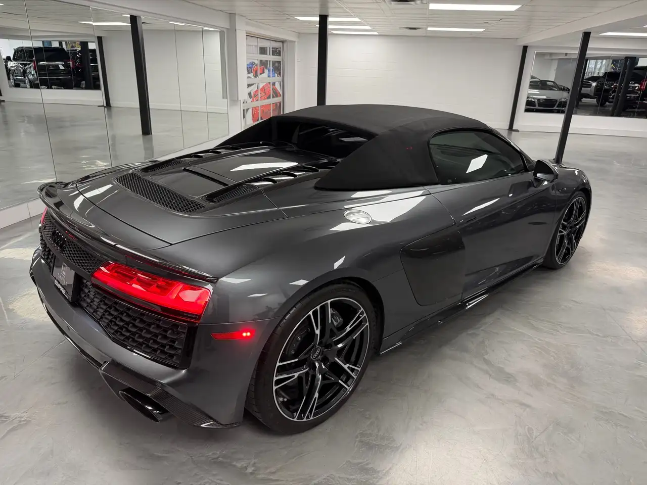 Audi R8 снимка Audi R8