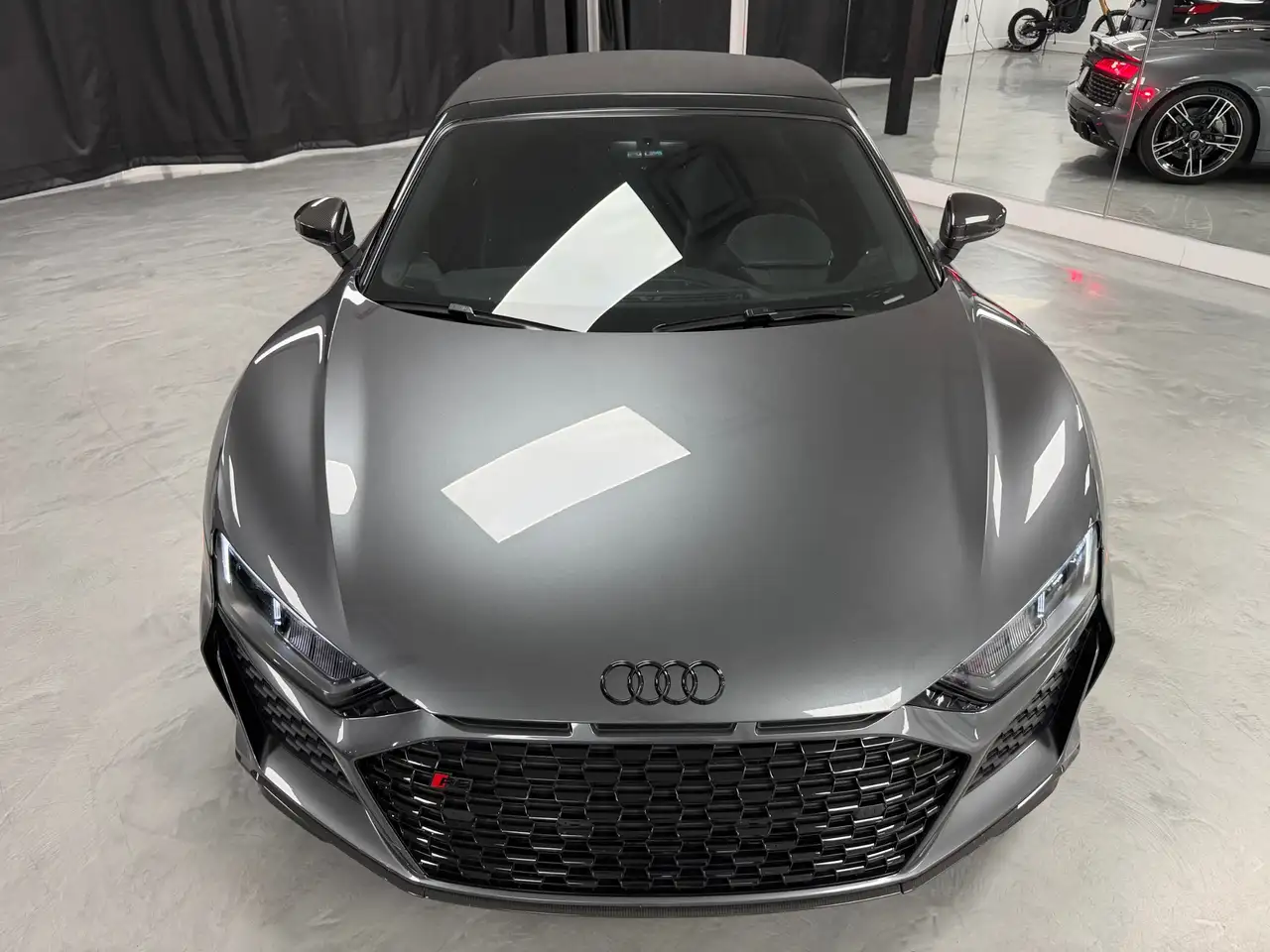 Audi R8 снимка Audi R8