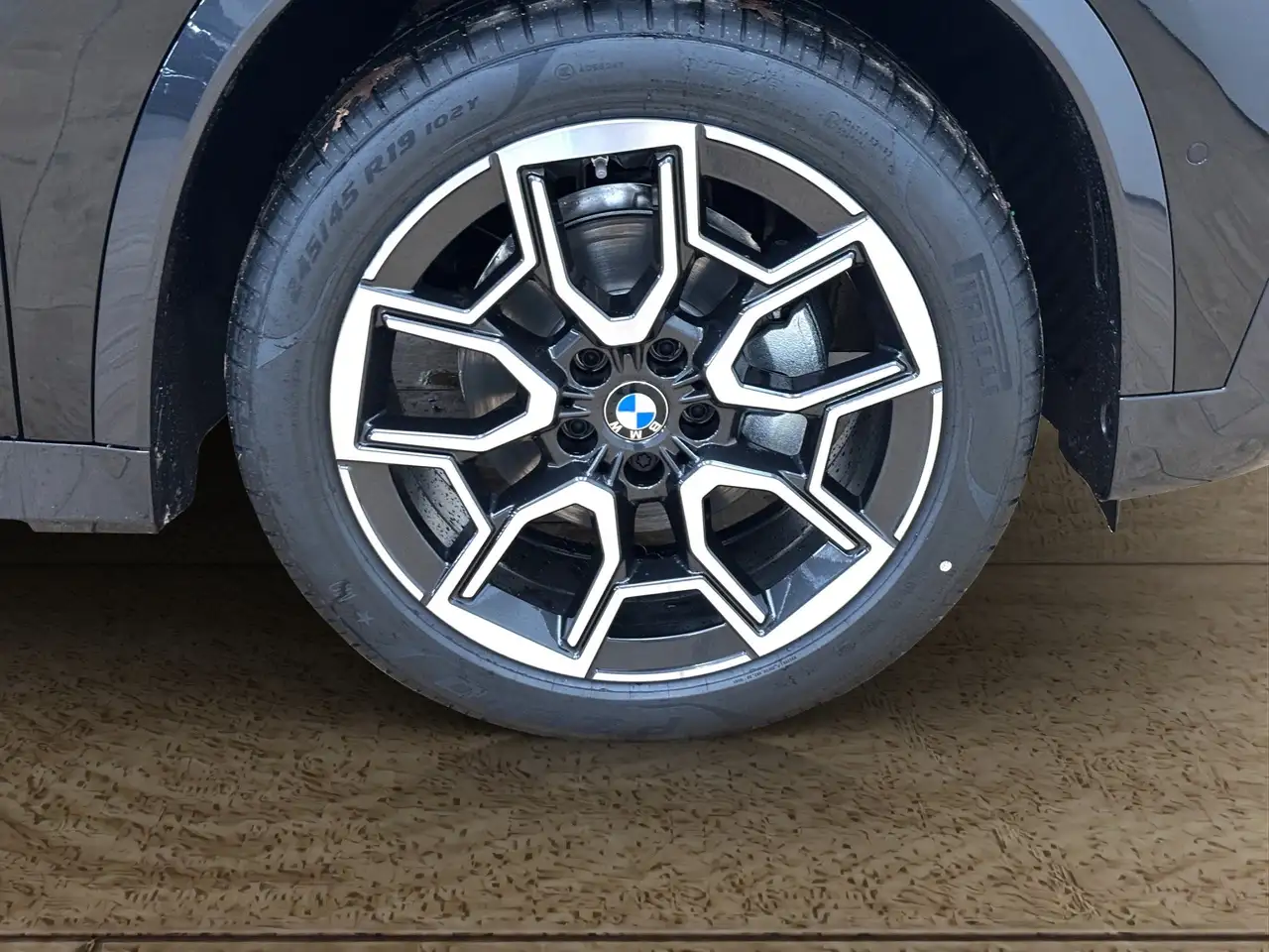 BMW iX1 eDrive20 [xLine, AHK, ACC, RFK, 19" LMR, LED, SHZ] 3