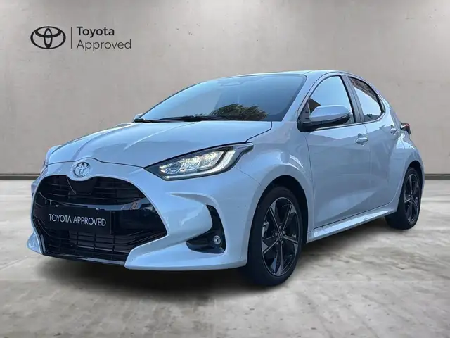 Toyota Yaris Yaris 1.5h 130 Lounge