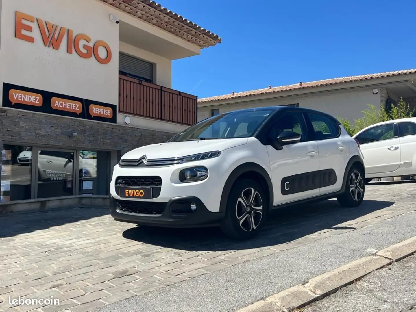 Citroen C3 Citroën GENERATION-III 1.2 PURETECH 82 SHINE COURR Blanc - 1