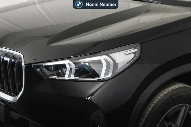 BMW X1 view 5