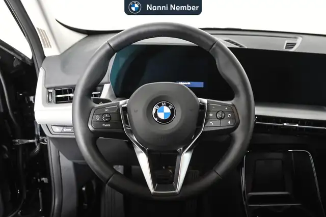 BMW X1 view 9