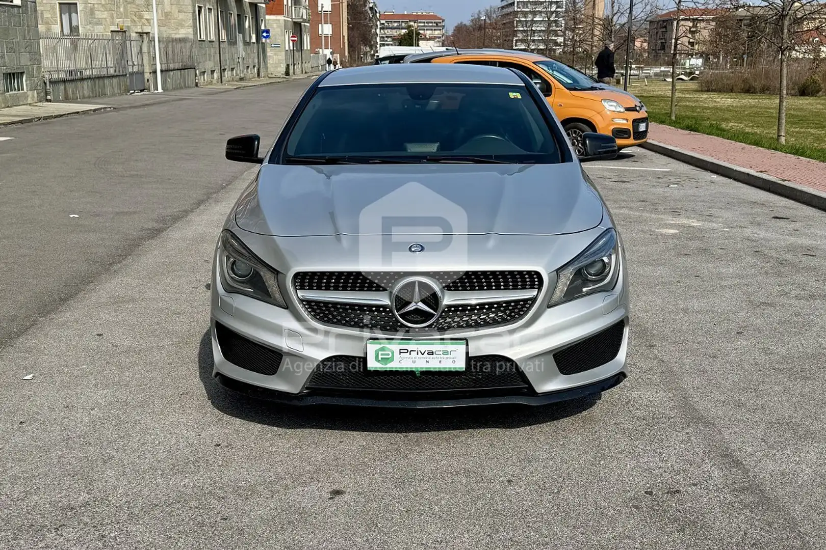 Mercedes-Benz CLA 200 CLA 200 CDI Premium Argent - 2