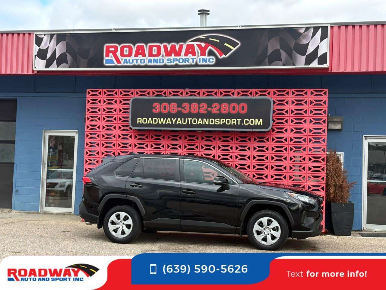 2024 Toyota RAV4 LE — снимка 1