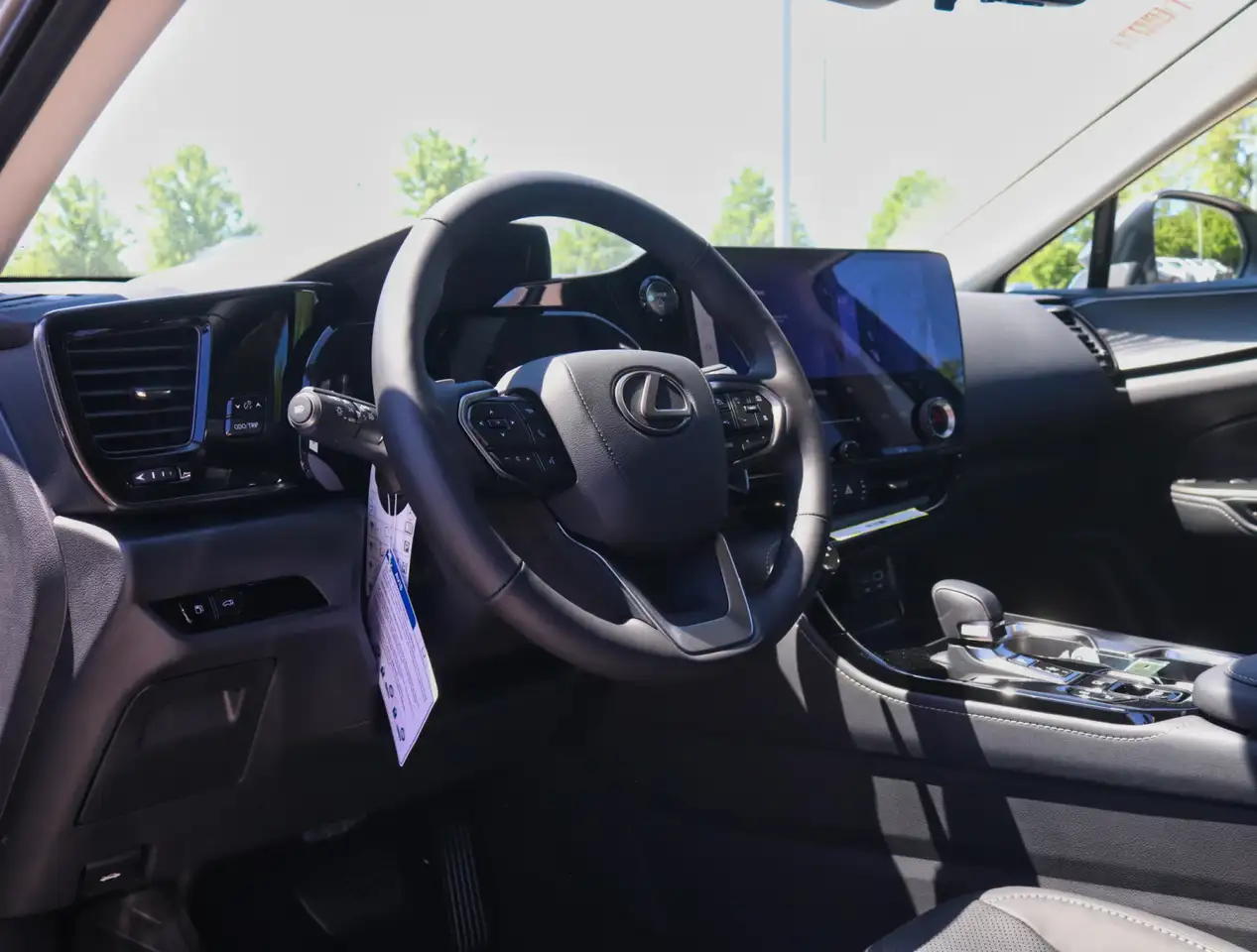 Lexus NX photo Lexus NX