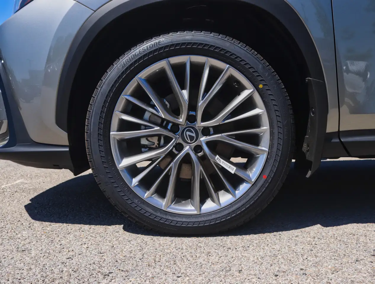 Lexus NX photo Lexus NX