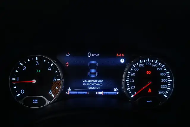 Jeep Renegade view 12