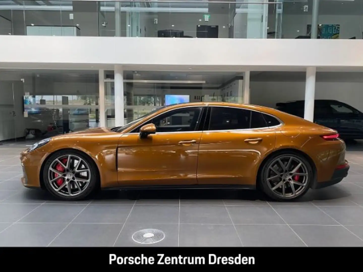 Porsche Panamera Turbo E-Hybrid Gold - 2