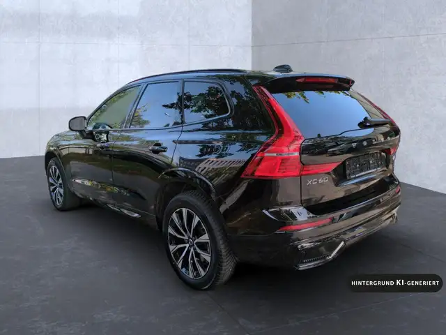 Volvo XC60 view 5