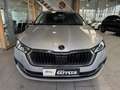 Skoda Octavia 2.0 TDI Style, HUD, Massage, Ambie, PDC! Zilver - thumbnail 2
