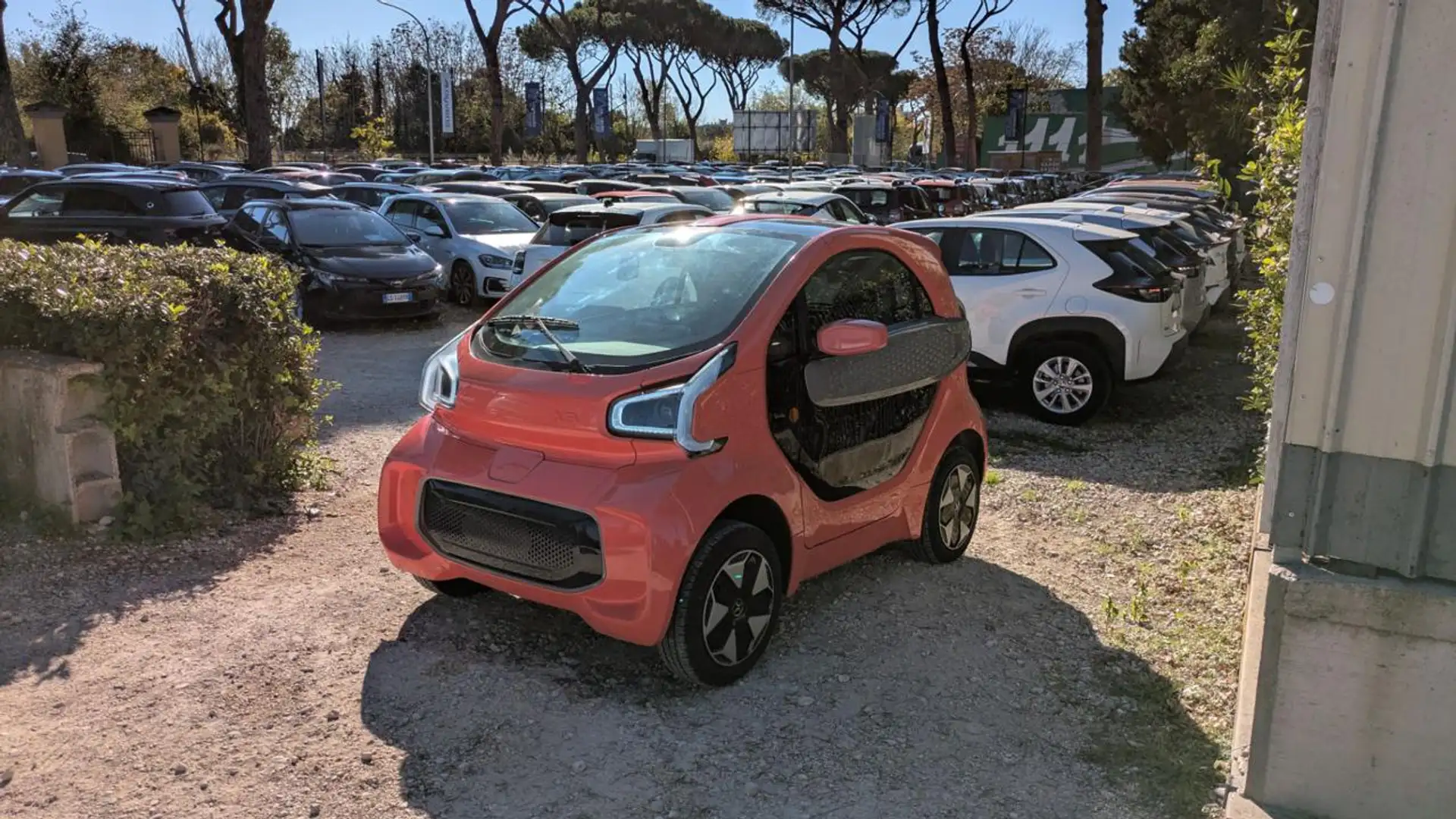 XEV Yoyo SPORT 7,5KW ELETTRICA - TETTO PANORAMICO Arancione - 1