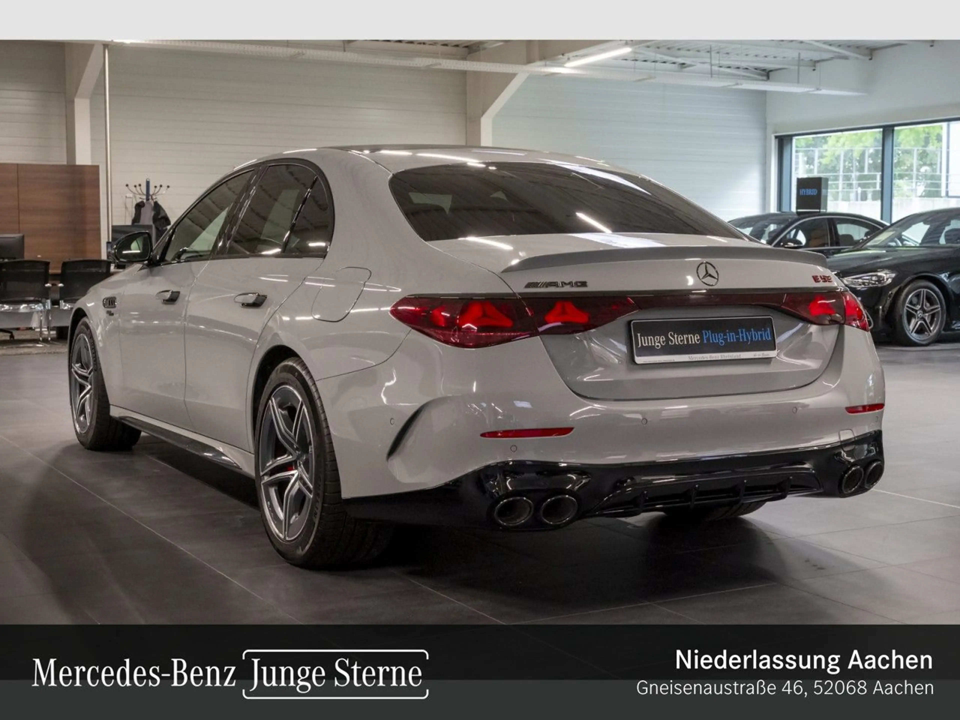 Mercedes-Benz E 53 AMG 4M Hybrid Driversp Fahrass WideScreen PTS — photo 11