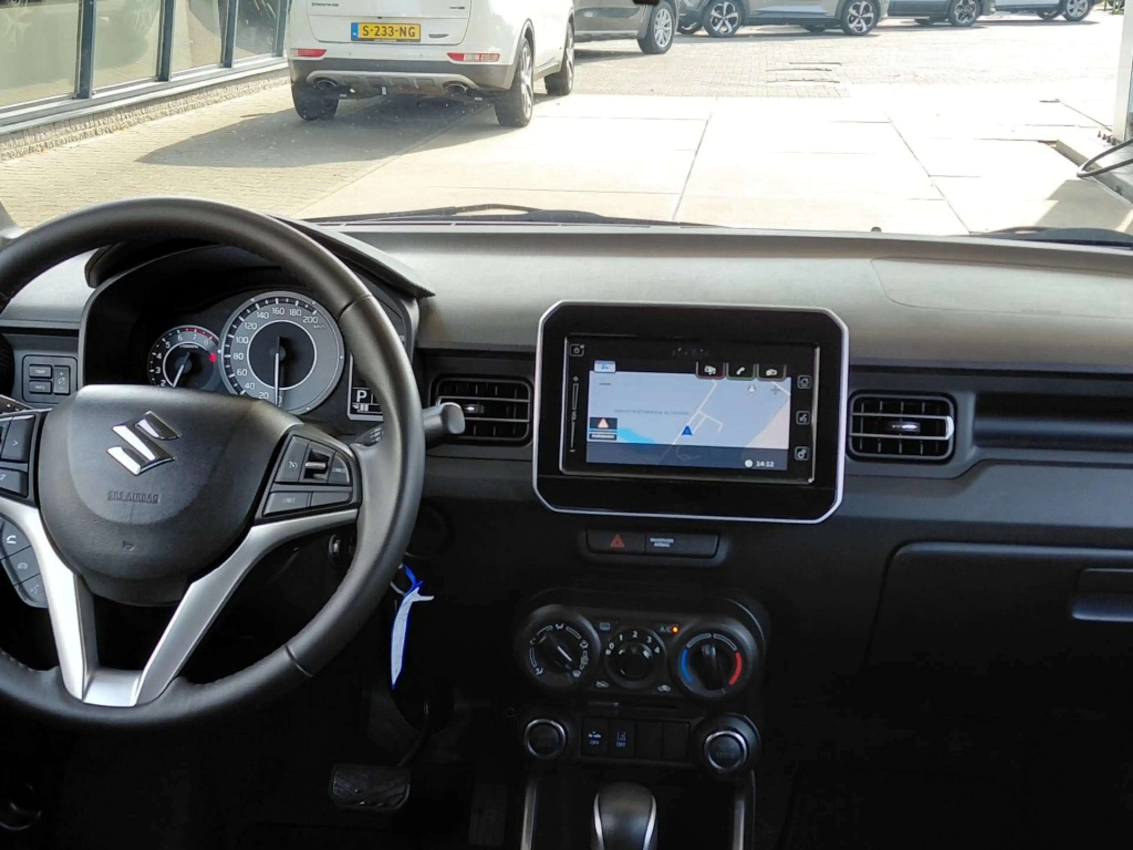 Suzuki Ignis 1.2 SELECT A/T TREKHAAK CRUISECONTROL CAMERA CARPL — photo 4