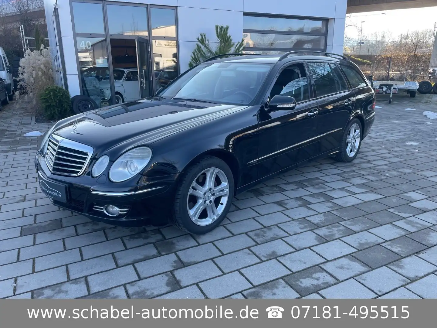 Mercedes-Benz E 280 T Automatik Avantgarde Navi PDC Xenon Schwarz - 1