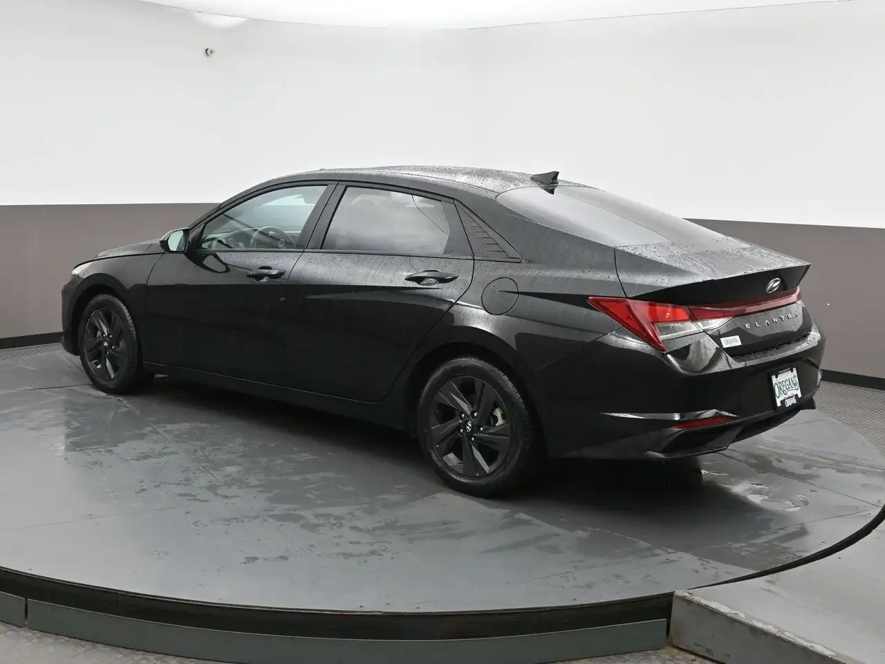 Hyundai ELANTRA снимка Hyundai ELANTRA