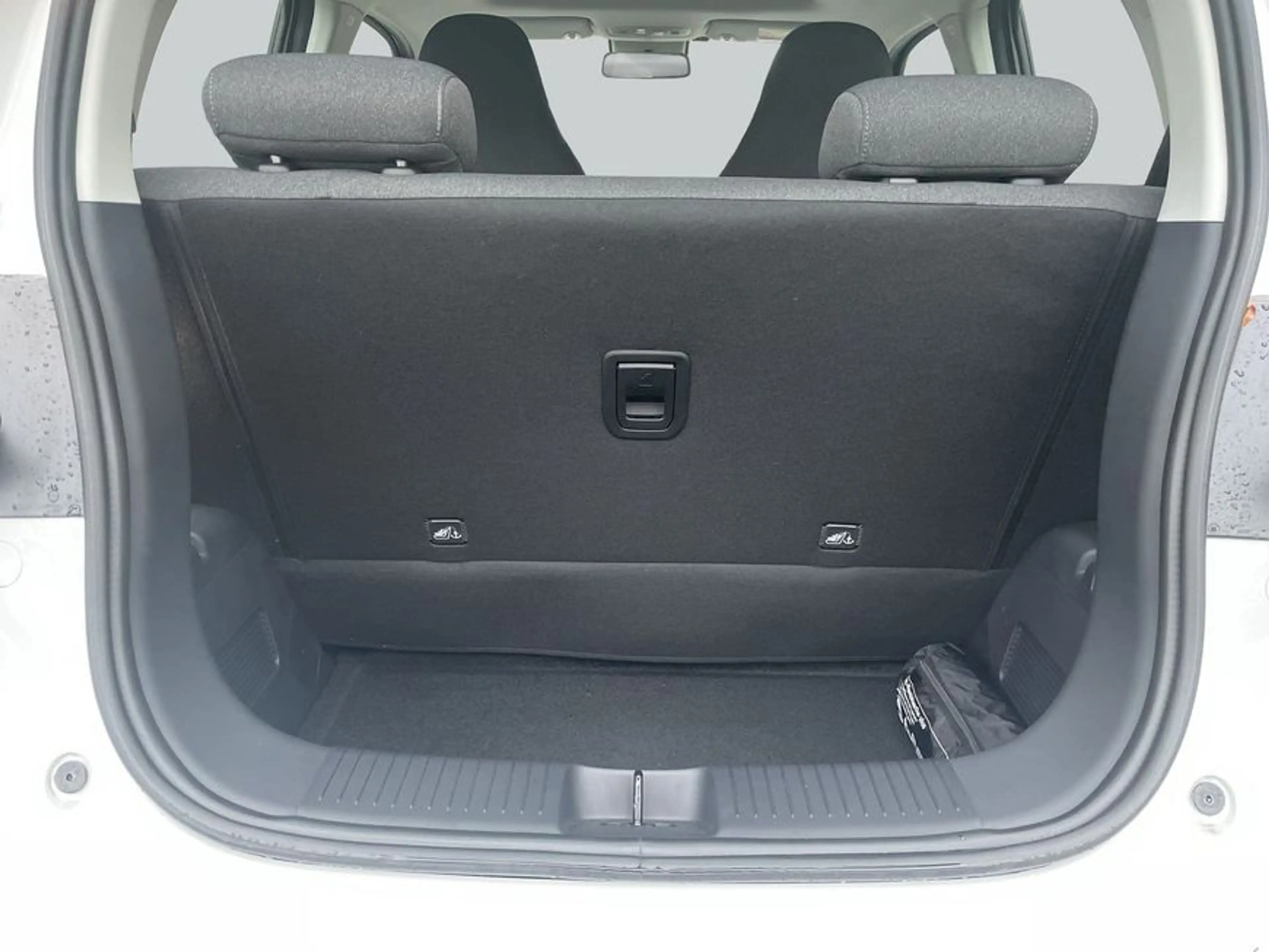 Leapmotor T03 37.3kWh — photo 9