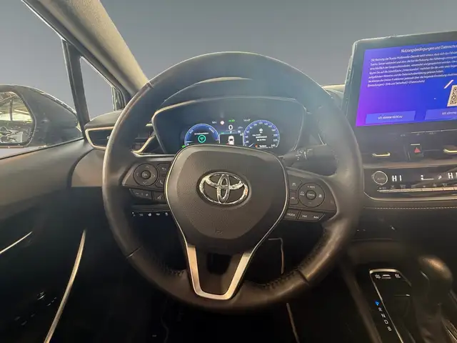 Toyota Corolla view 13