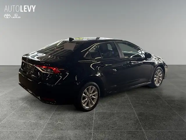 Toyota Corolla view 6