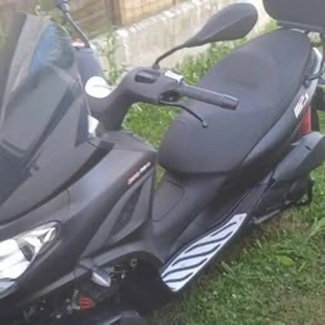 Piaggio MP3 300 HPE Noir - 2