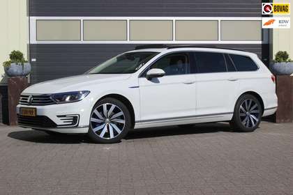 Volkswagen Passat Variant 1.4 TSI GTE Highline | Panoramadak | Eerste eigena