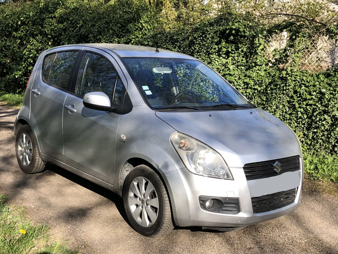 Suzuki Splash Splash 1.3 DDiS GLS Gris - 1
